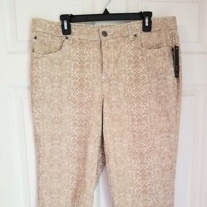 DASH Cropped Jeans NWT 16 Multi-Colored Reptile